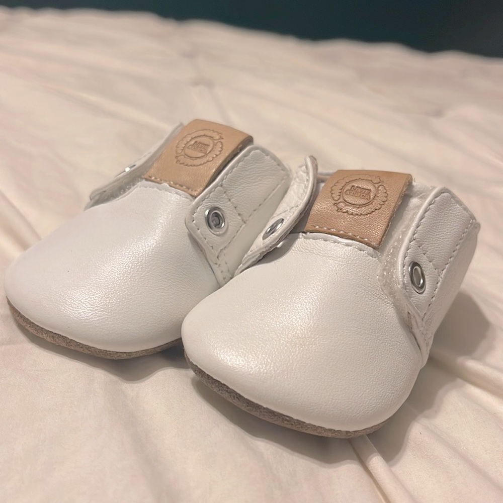 Live and Luca white Baby shoes